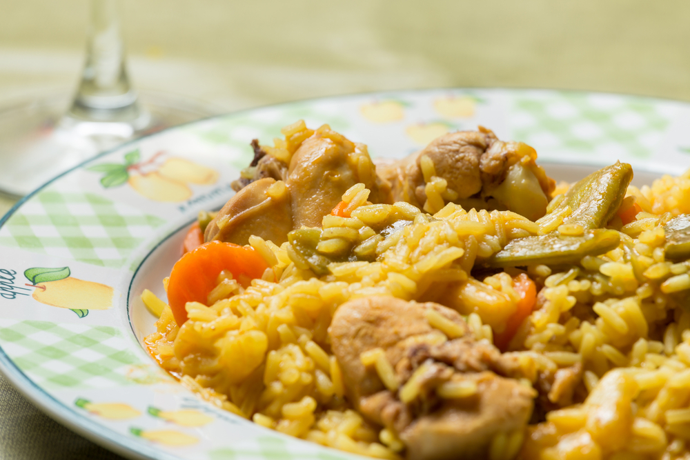 plato de arroz con conejo